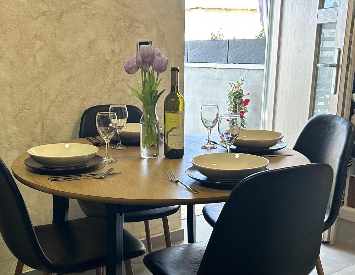 Vela & Vega Apartment Visnjan Luaran gambar