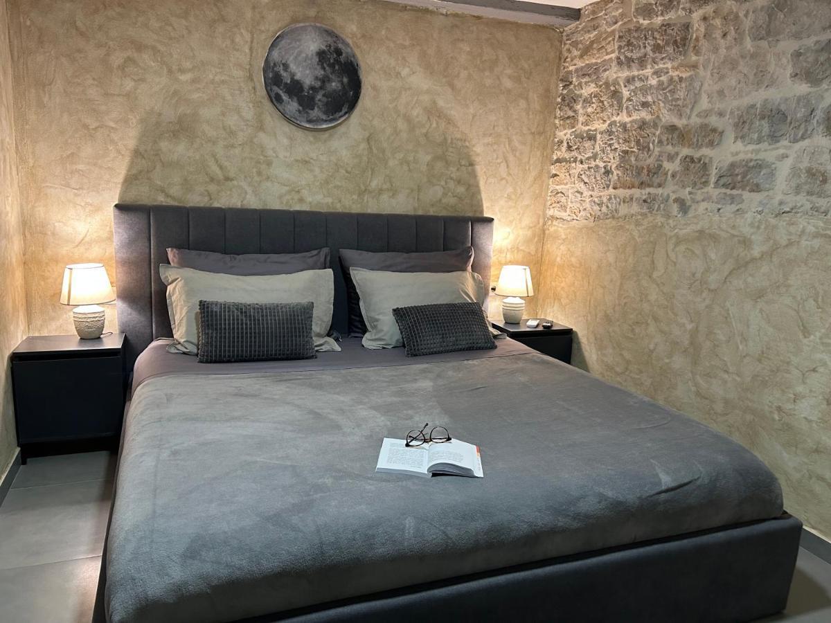 Vela & Vega Apartment Visnjan Luaran gambar